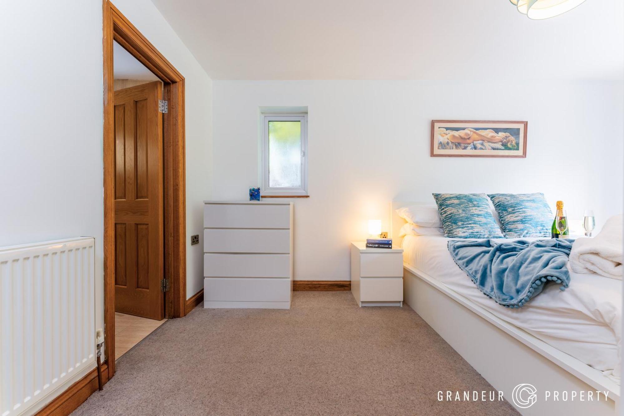 Bracken Bliss By Grandeur Property Ferndown Bagian luar foto
