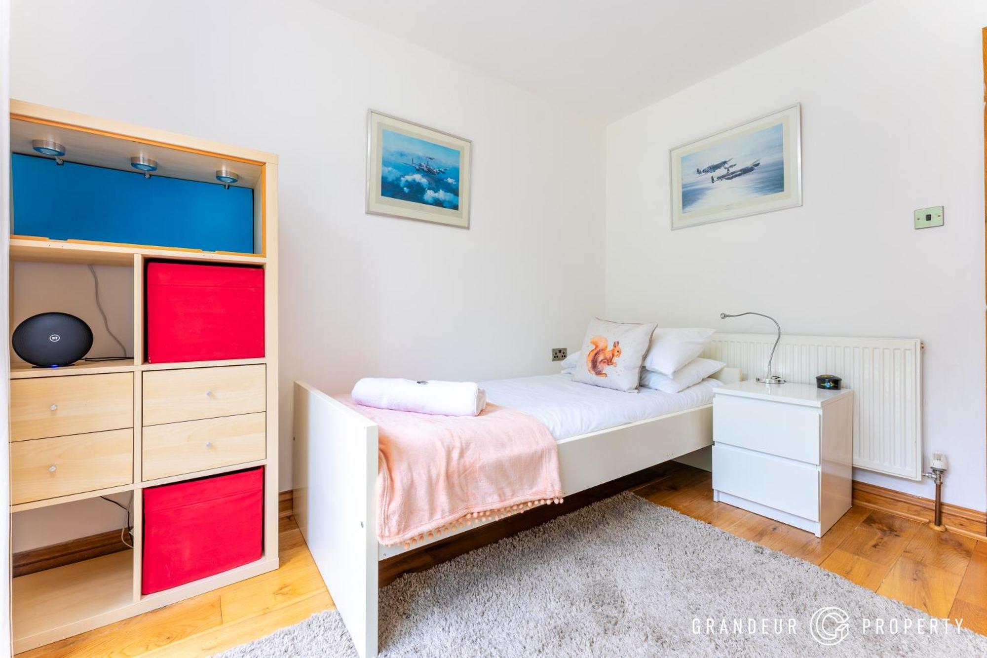 Bracken Bliss By Grandeur Property Ferndown Bagian luar foto